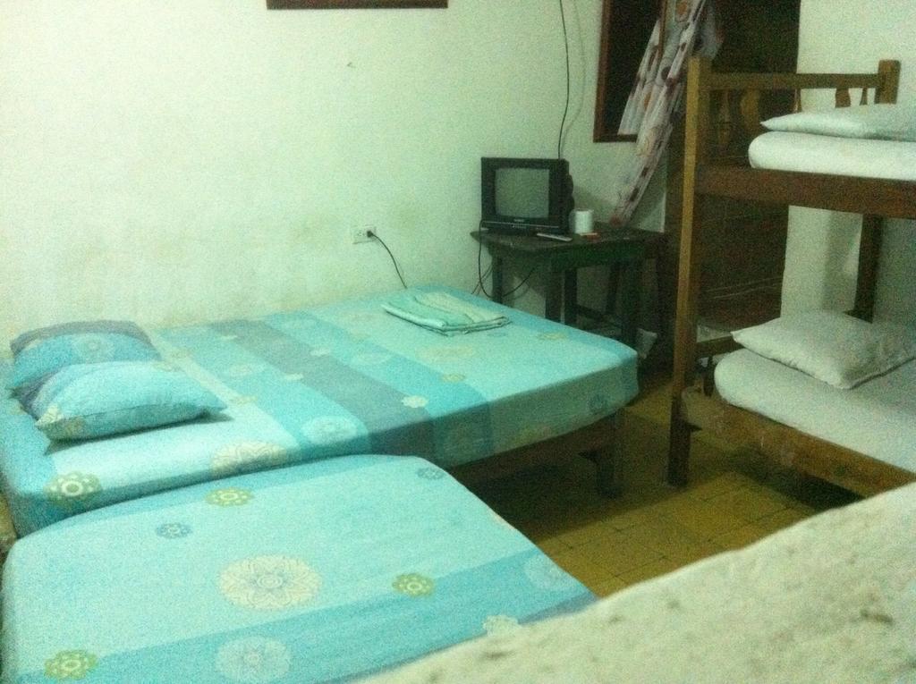 Hostal La Muralla Cartagena  Zimmer foto
